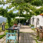 Casale In Vigna, Cinqueterrecoast * Casarza Ligure