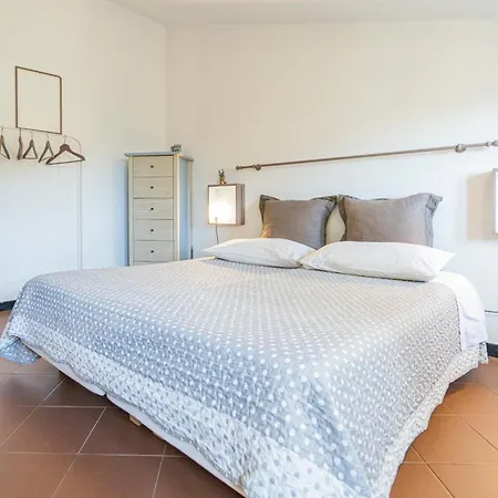 Casale In Vigna, Cinqueterrecoast