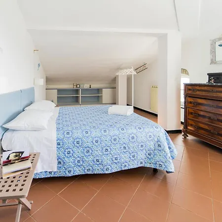 Casale In Vigna, Cinqueterrecoast * Casarza Ligure