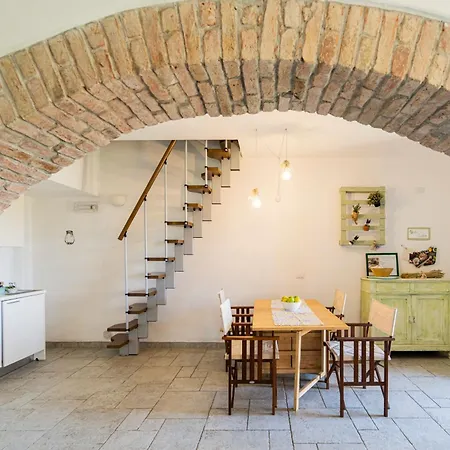 Casale In Vigna, Cinqueterrecoast * Casarza Ligure