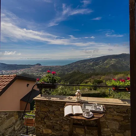 Casale In Vigna, Cinqueterrecoast