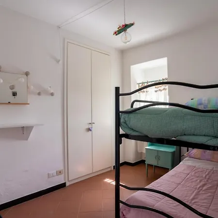 Casale In Vigna, Cinqueterrecoast