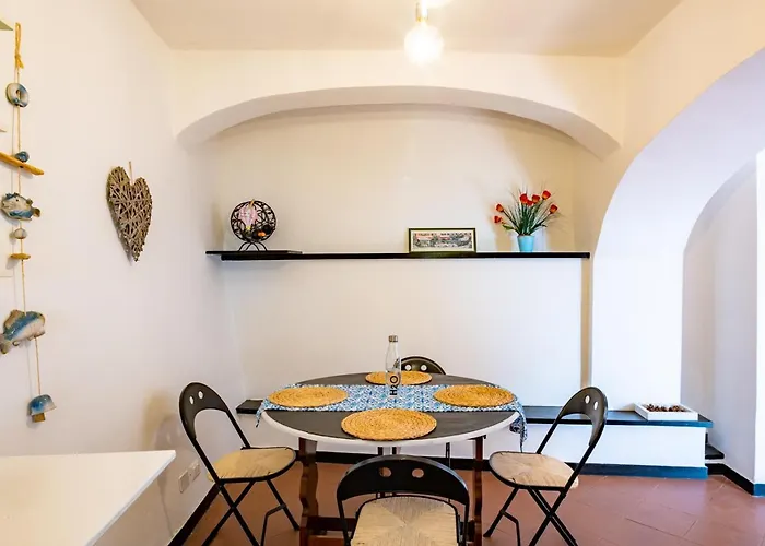Casale In Vigna, Cinqueterrecoast