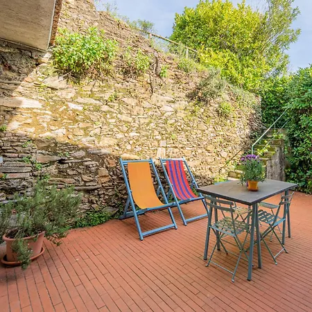 Casale In Vigna, Cinqueterrecoast * Casarza Ligure