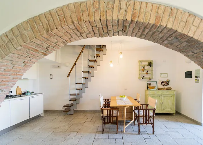 Casale In Vigna, Cinqueterrecoast * Casarza Ligure